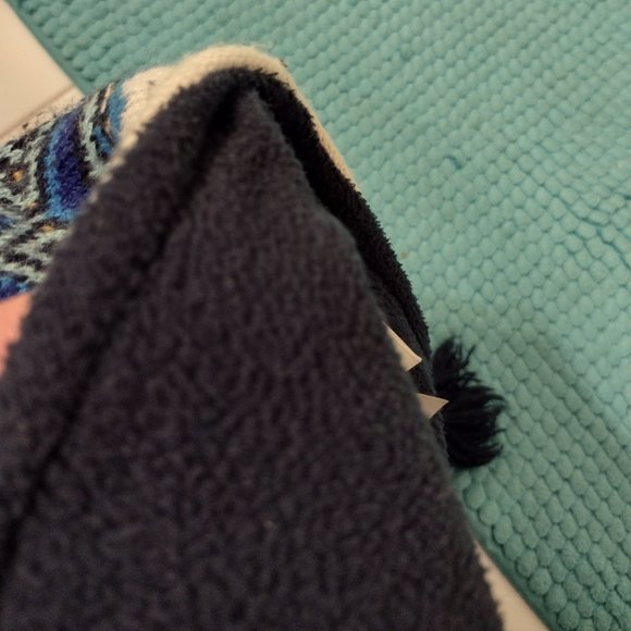 Boys 6-11 peruvian style hat - Bundle and save! - Picture 3 of 3